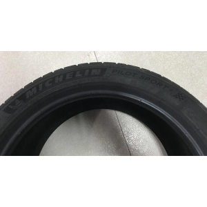 Michelin Pilot Sport 4 245/40 R19 98Y