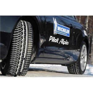 Michelin Pilot Alpin PA4 265/45 R19 105Y