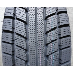 Triangle TR777 215/65 R16 102H