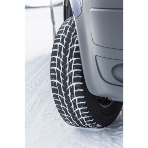 Nokian Hakkapeliitta CR3 225/55 R17C 109R