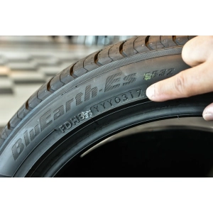 Yokohama BluEarth-Es ES32 185/65 R15 88T