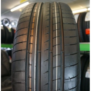 Goodyear Eagle F1 Asymmetric 3 235/65 R18 106W