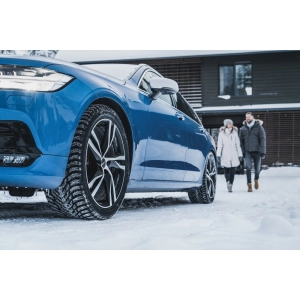 Nokian Hakkapeliitta R3