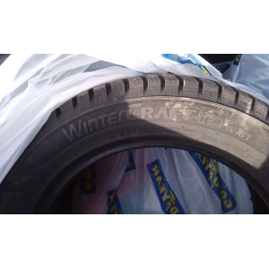 Kumho WinterCraft Ice Wi31 235/45 R18 98T