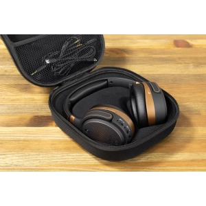 Audeze Mobius