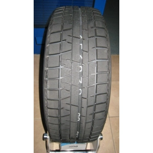 Yokohama Ice Guard IG50 225/50 R17 94Q