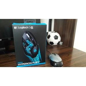 Logitech Hyperion Fury G402