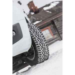 Nokian Hakkapeliitta C3 205/70 R15C 106R