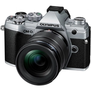 Olympus OM-D E-M5 II kit 12-40