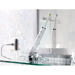 Philips Sonicare DiamondClean HX9382