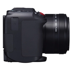 Canon XC10