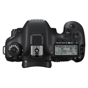 Canon EOS 7D Mark II kit 18-135