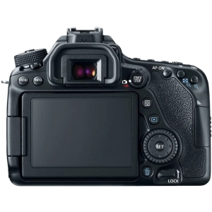 Canon EOS 80D kit 18-135