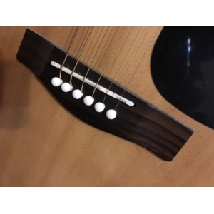 Guitarras acústicas